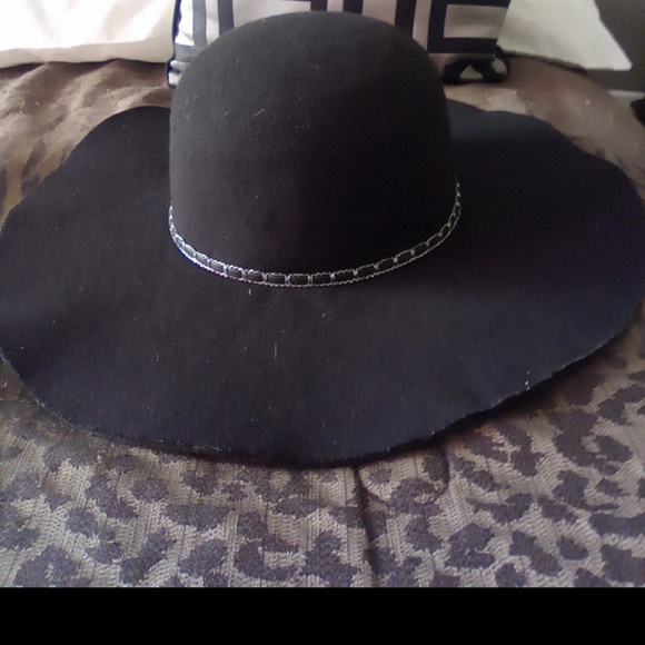 Sun hat - Picture 2 of 3